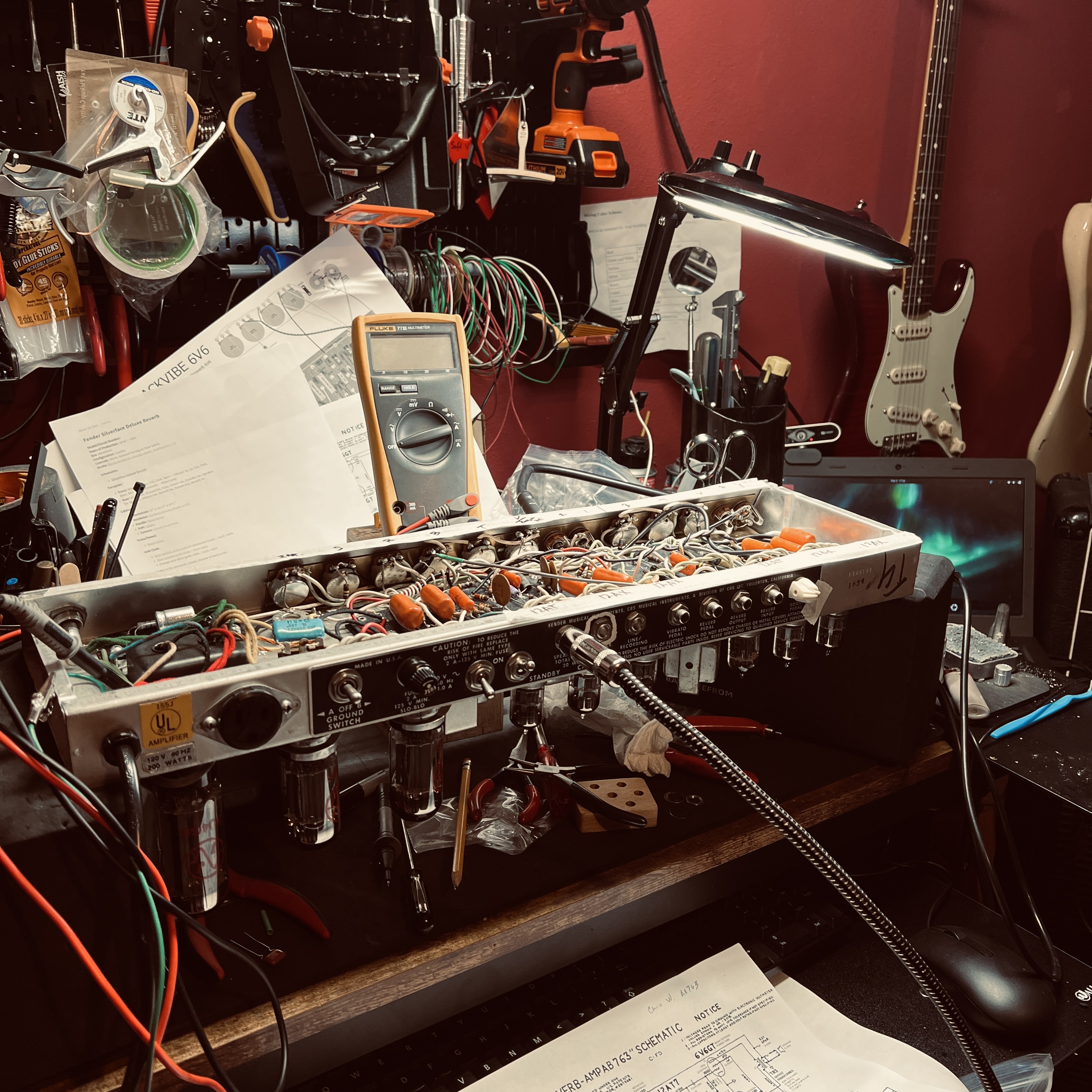 Amp bench